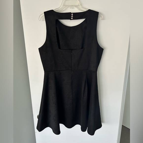 Kardashian Kollection black dress, size XL - Picture 2 of 6